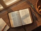 metodos-de-estudo-biblico-biblia-caderno-caneta